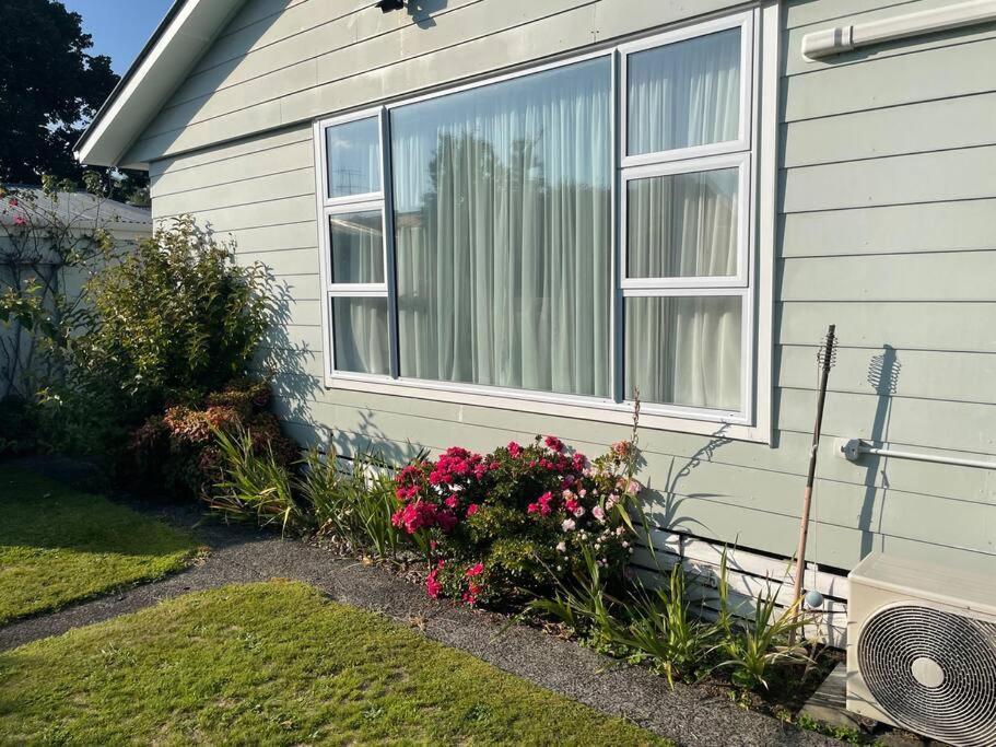 Turangi Home Family Size Taupo Exterior photo